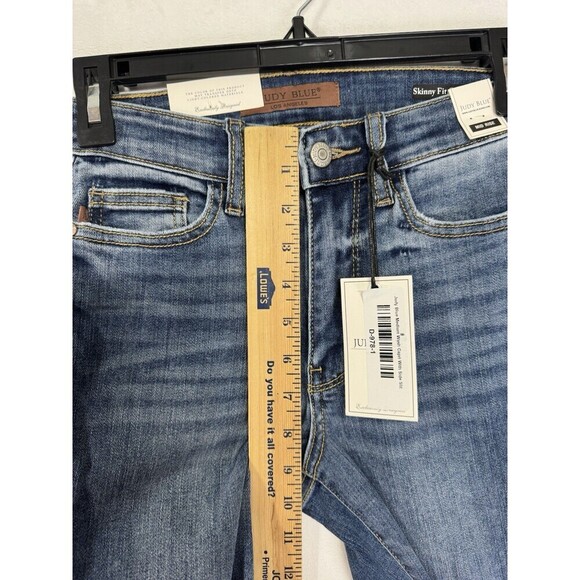 Judy Blue Skinny Fit Capri Women’s 1/25 Blue Denim Jeans Mid Rise Side Slit NEW - Picture 11 of 12